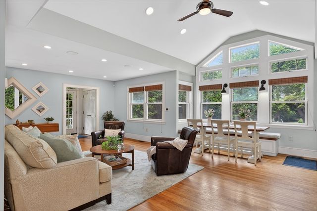 35 Richardson Rd, Belmont, MA 02478