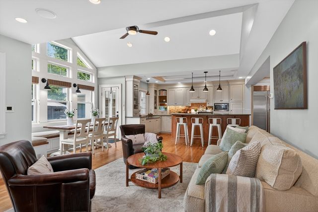 35 Richardson Rd, Belmont, MA 02478