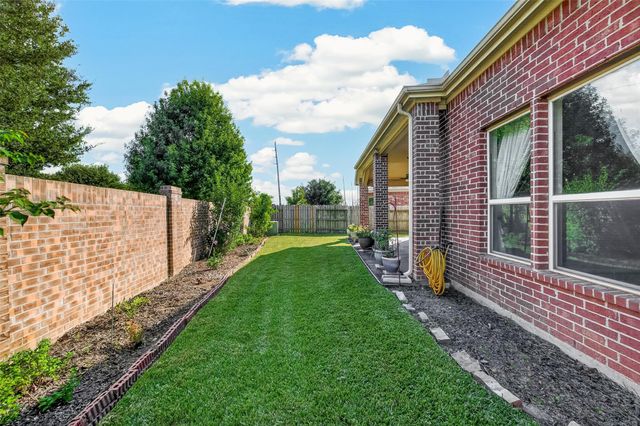 1011 Worth Creek Lane, Katy, TX 77494