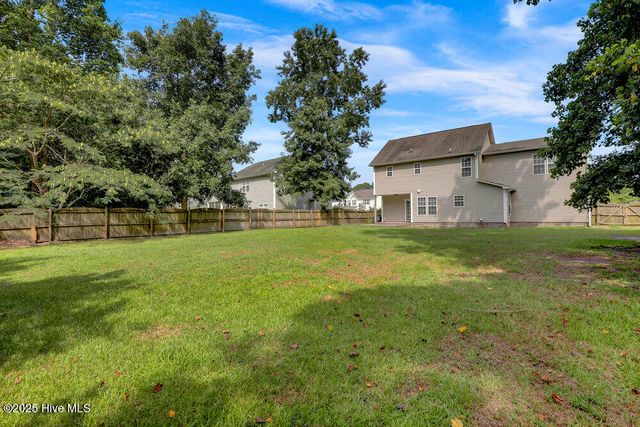 215 Rudolph Lane, Hubert, NC 28539