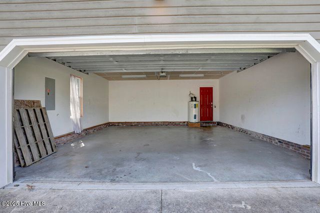 215 Rudolph Lane, Hubert, NC 28539