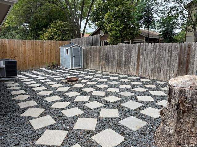 5711 SPRING SUNSHINE, San Antonio, TX 78247