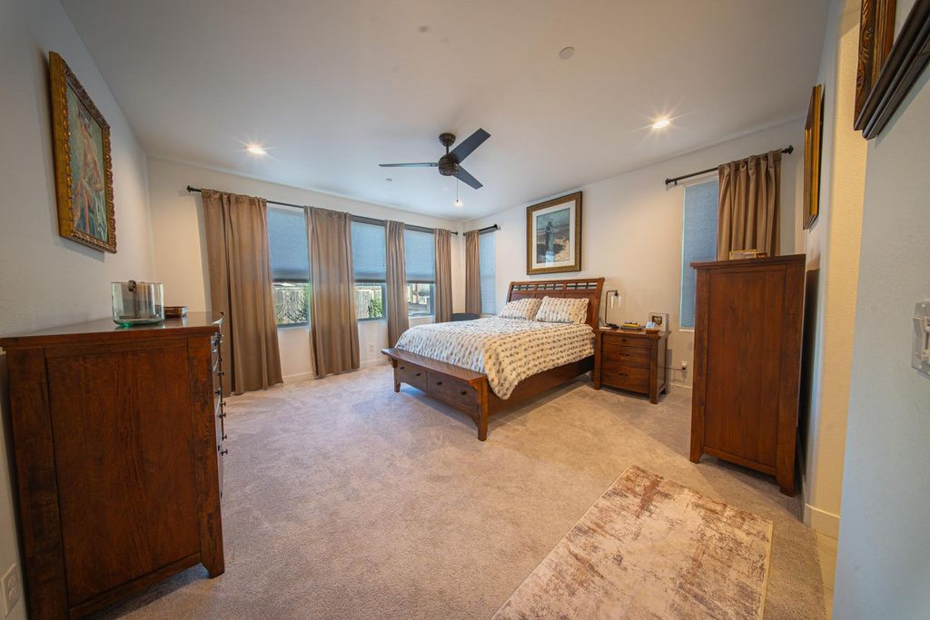 Image 17 of property listing at 4672 Silverado Road, Madera, CA 93636