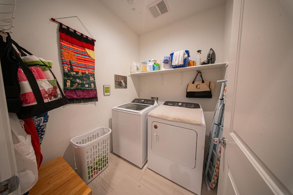 Image 18 of property listing at 4672 Silverado Road, Madera, CA 93636
