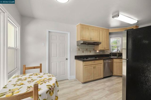 4050 Sacramento St, Concord, CA 94521