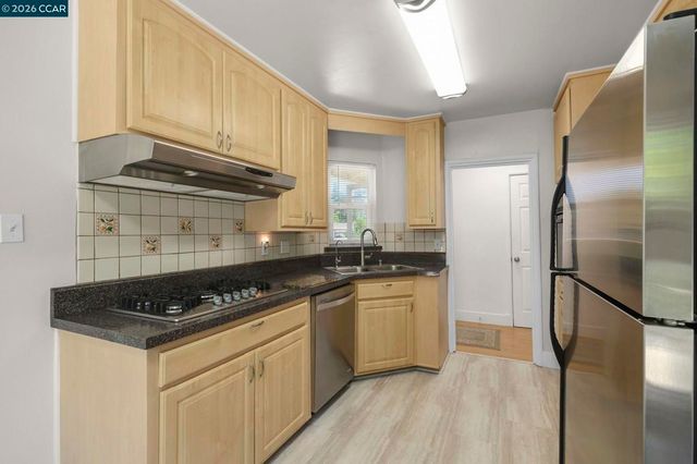 4050 Sacramento St, Concord, CA 94521