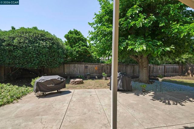 4050 Sacramento St, Concord, CA 94521