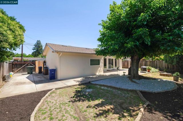 4050 Sacramento St, Concord, CA 94521