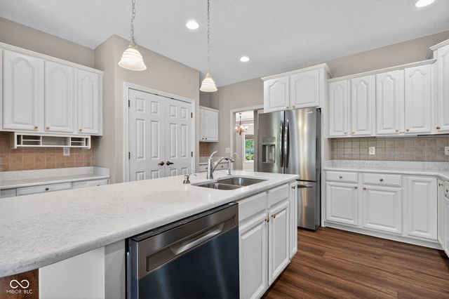 10074 Pyrite Court, Noblesville, IN 46060