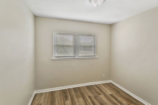 1021 Tollview Avenue 5, Aurora, IL 60505
