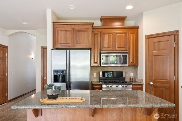 3706 Kinsale Lane SE, Olympia, WA 98501