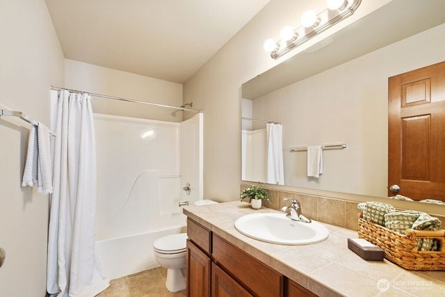 3706 Kinsale Lane SE, Olympia, WA 98501