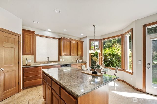 3706 Kinsale Lane SE, Olympia, WA 98501