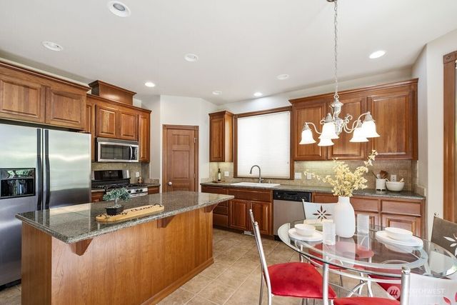 3706 Kinsale Lane SE, Olympia, WA 98501