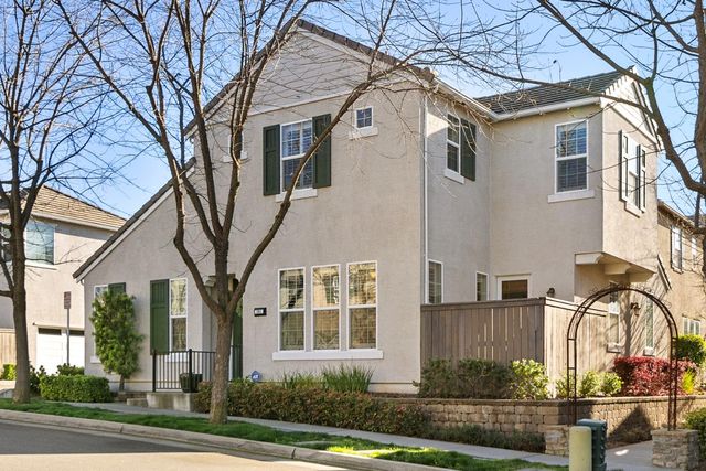 181 Talmont Cir, Roseville, CA 95678