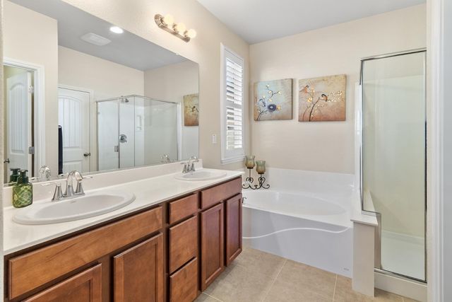 181 Talmont Cir, Roseville, CA 95678