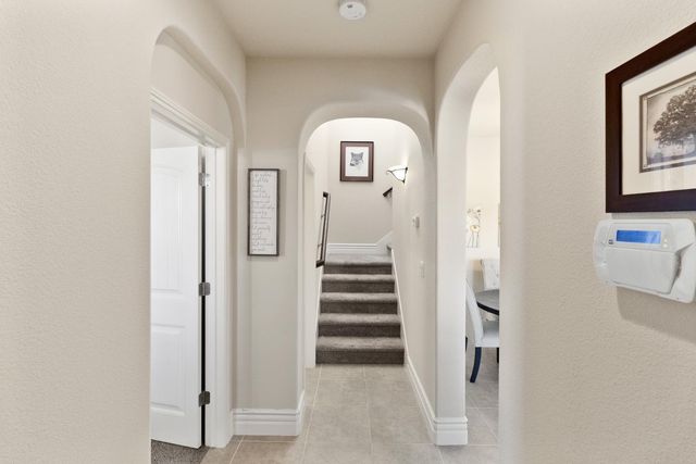 181 Talmont Cir, Roseville, CA 95678