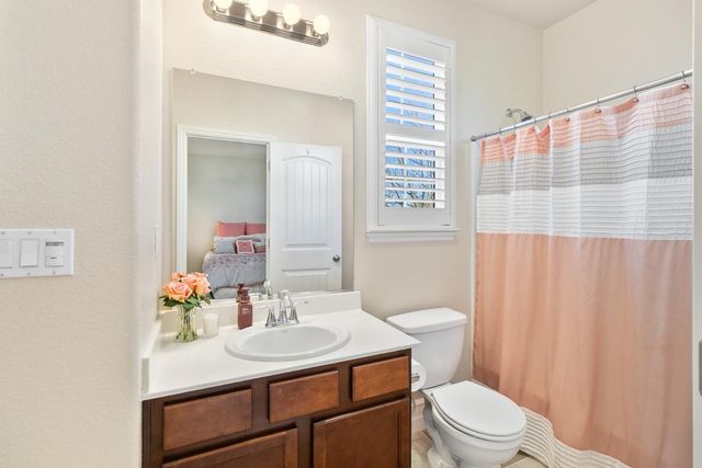 181 Talmont Cir, Roseville, CA 95678