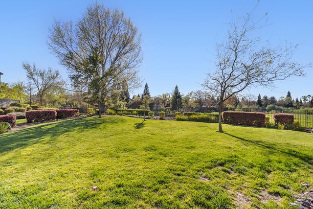 181 Talmont Cir, Roseville, CA 95678