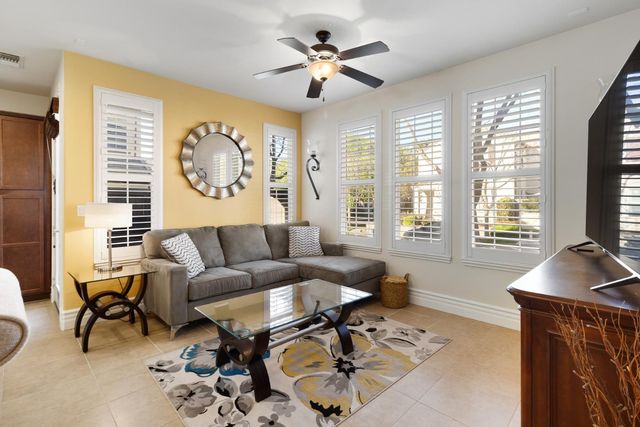 181 Talmont Cir, Roseville, CA 95678