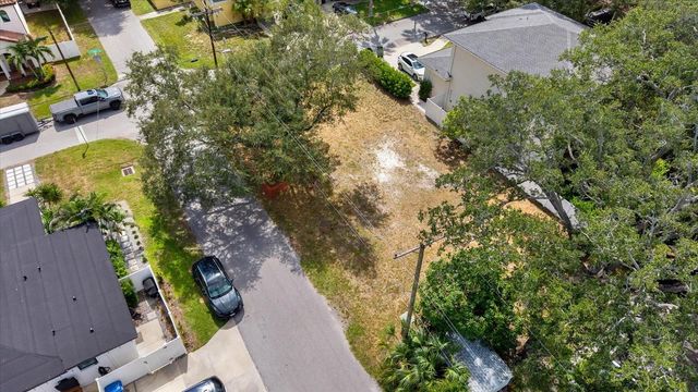 3201 W FIELDER STREET, Tampa, FL 33611