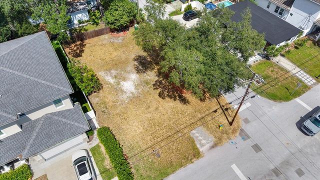 3201 W FIELDER STREET, Tampa, FL 33611