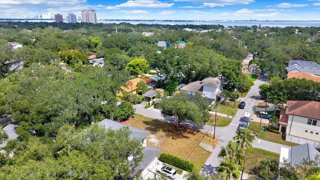3201 W FIELDER STREET, Tampa, FL 33611