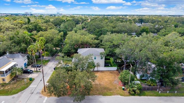 3201 W FIELDER STREET, Tampa, FL 33611
