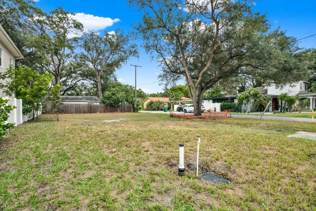 3201 W FIELDER STREET, Tampa, FL 33611
