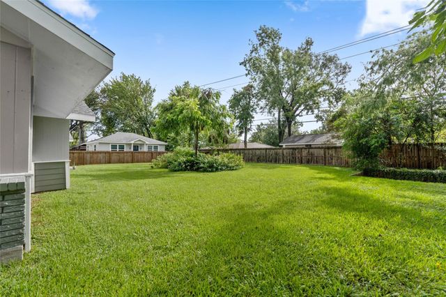 4014 Tilson Lane A, Houston, TX 77080