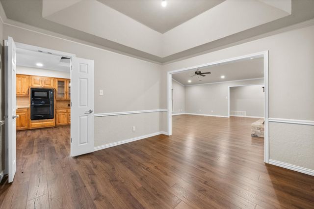 4103 Three Oaks Drive, Arlington, TX 76016