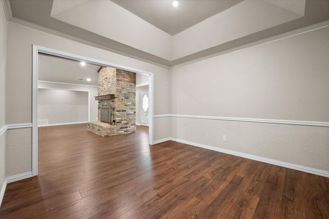 4103 Three Oaks Drive, Arlington, TX 76016