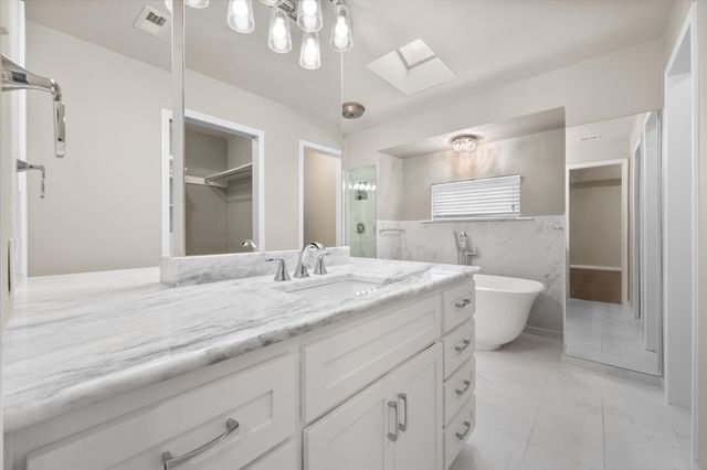 4103 Three Oaks Drive, Arlington, TX 76016