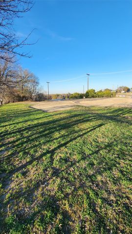 905 Zion Hill Road, Weatherford, TX 76088