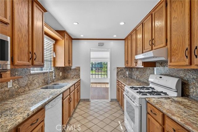 15202 Florwood Avenue, Lawndale, CA 90260