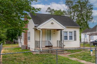 52118 Helmen Avenue, South Bend, IN 46637