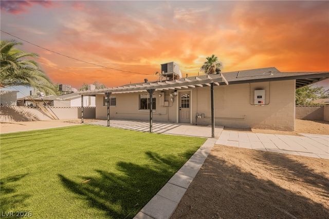 4413 Sunrise Avenue, Las Vegas, NV 89110