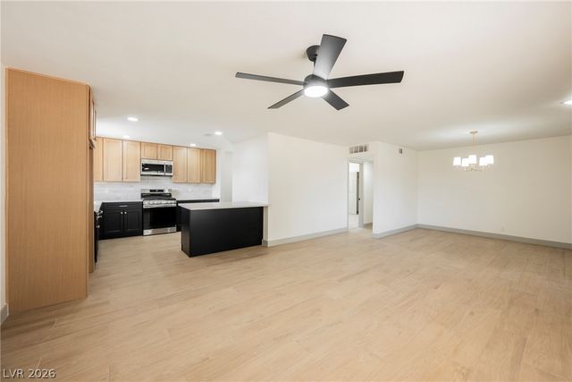 4413 Sunrise Avenue, Las Vegas, NV 89110