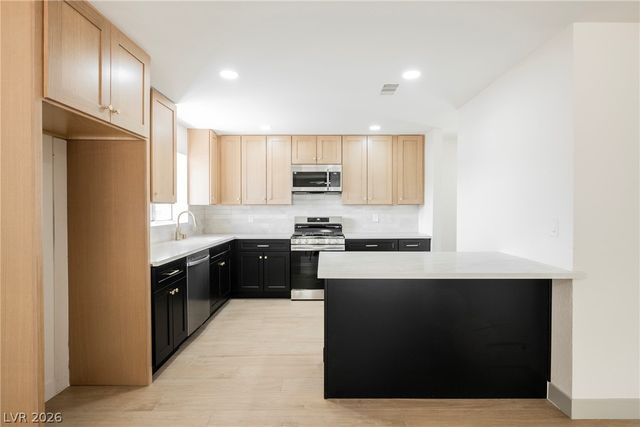 4413 Sunrise Avenue, Las Vegas, NV 89110