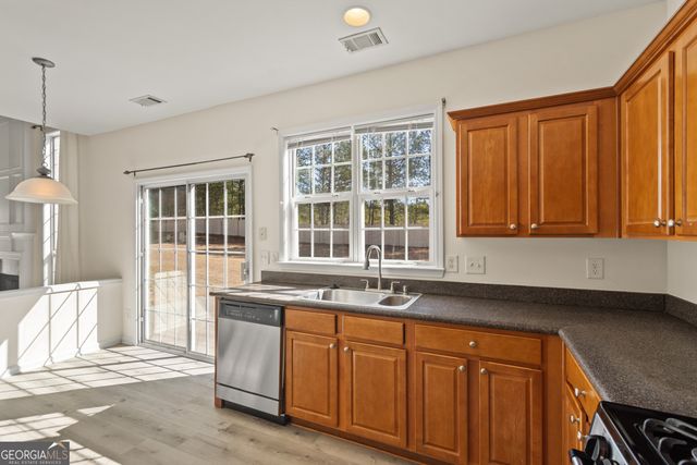 915 Wendlebury Court, Alpharetta, GA 30004