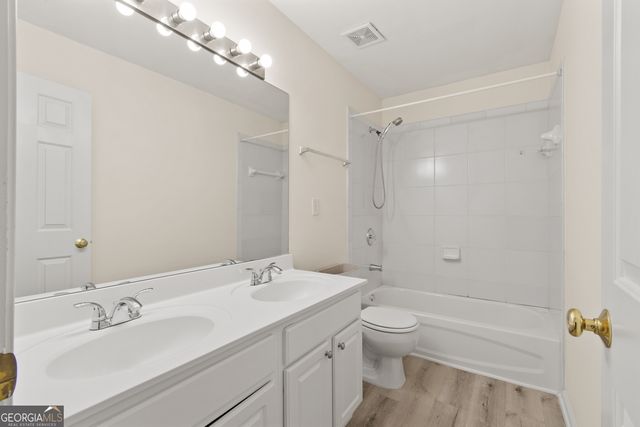 915 Wendlebury Court, Alpharetta, GA 30004