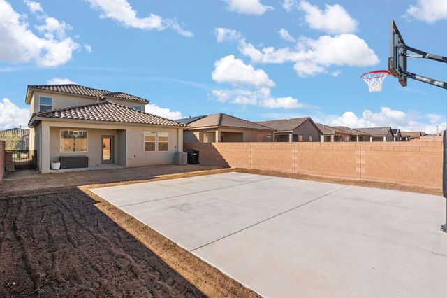 575 Turmalina Drive SE, Rio Rancho, NM 87124