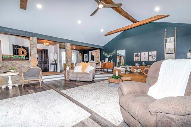 112 Clador Drive, Chandler, OK 74834