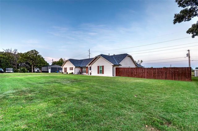 112 Clador Drive, Chandler, OK 74834