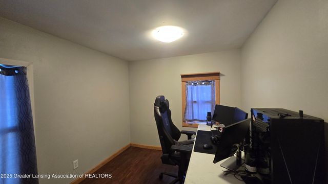 206 Custer Avenue, Lansing, MI 48912