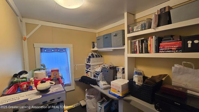 206 Custer Avenue, Lansing, MI 48912