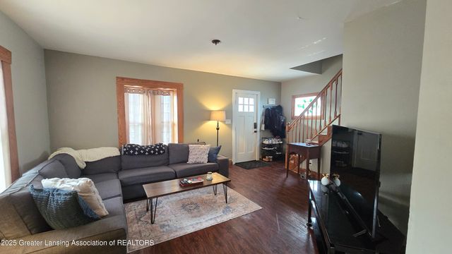 206 Custer Avenue, Lansing, MI 48912