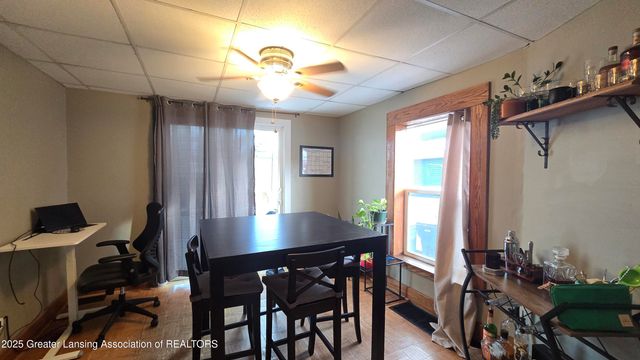 206 Custer Avenue, Lansing, MI 48912