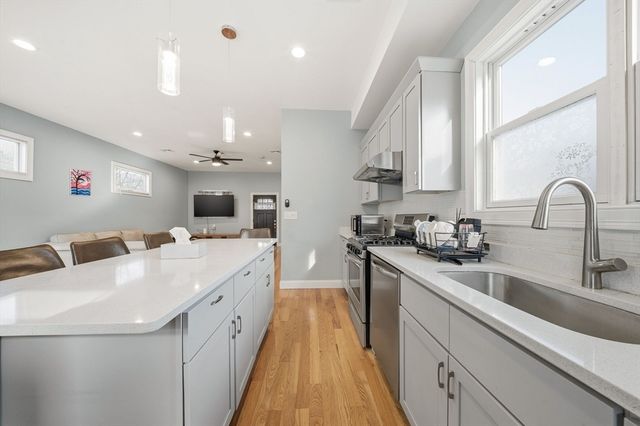 5 Main St, Quincy, MA 02169