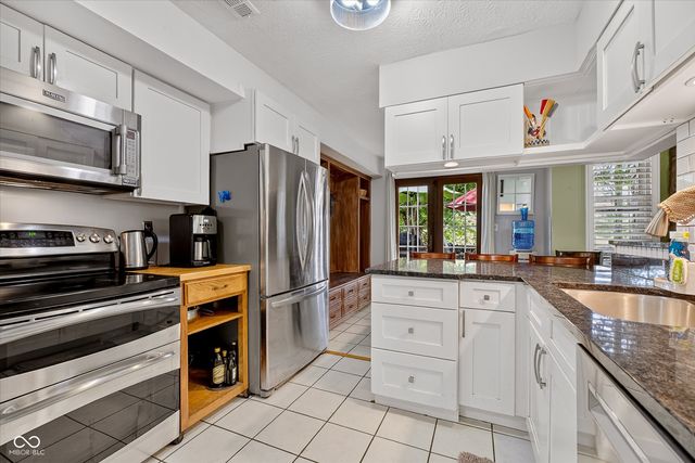 4609 Stansbury Court, Indianapolis, IN 46254